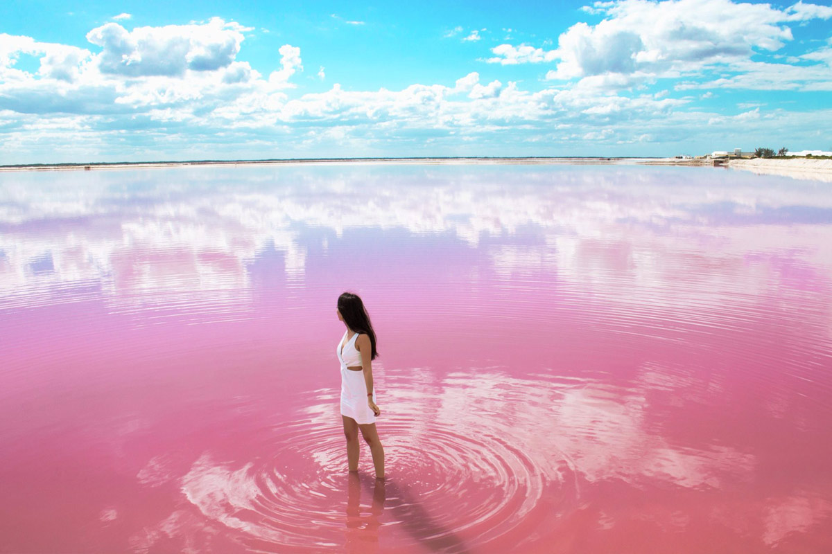 Les images incroyables de ce lagon…rose au Mexique vont vous surprendre