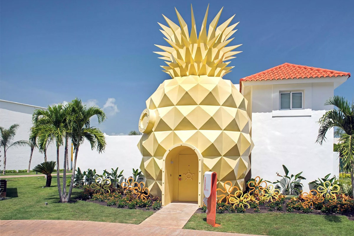 Un séjour dans la maison-ananas de Bob l’éponge à Punta Cana, ça vous dit ?